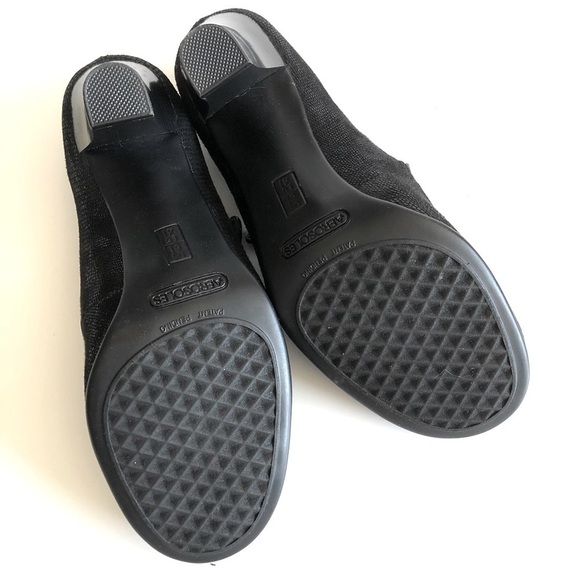 Aerosoles Role Through Black Lizard Mary Jane Pumps - Picture 11 of 15